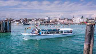 Harbor tour