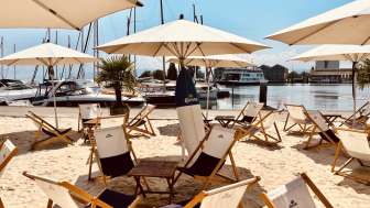 Romanshorn harbor lounge