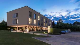 Hotel Kreuzlingen at the harbor