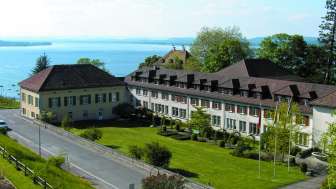 Show and educational garden